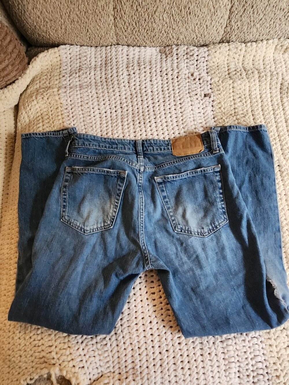 Luck Brand Ripped Jeans - Picture 3 of 4